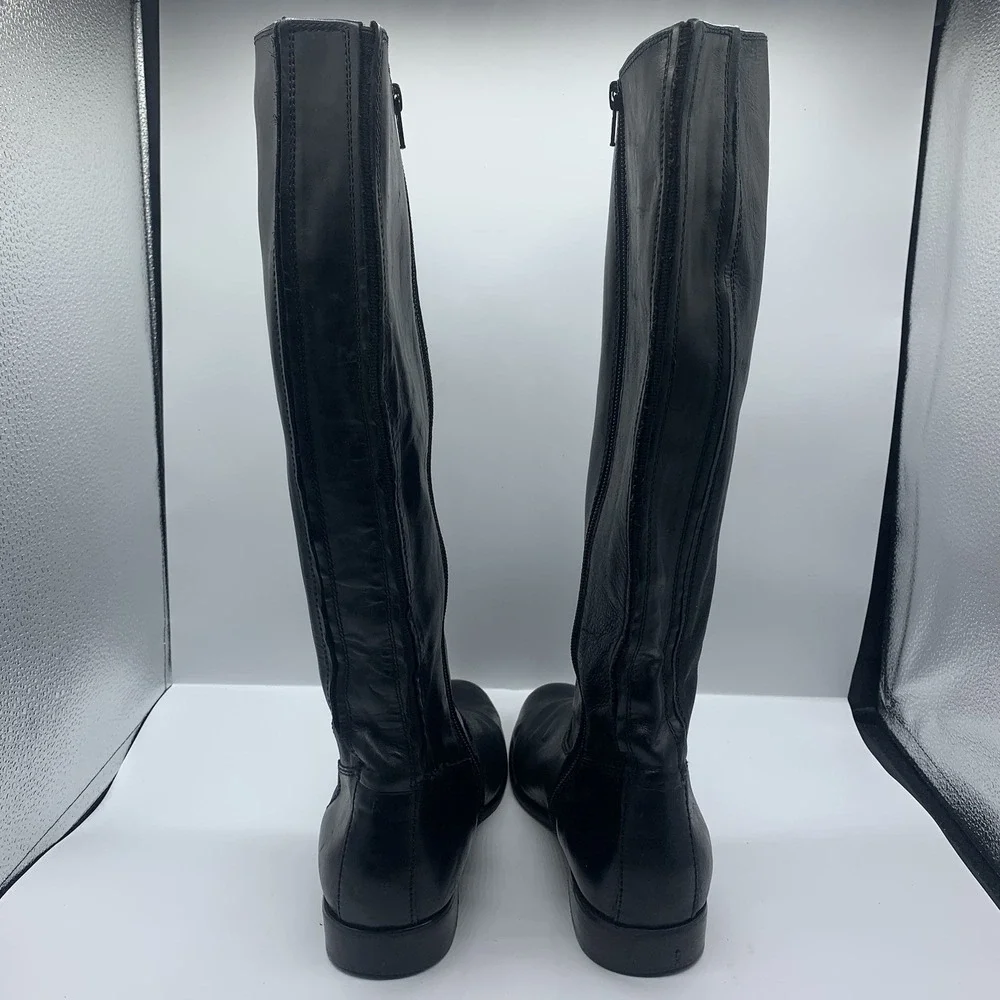 KENNETH COLE New York knee high riding style leather boot Women's 9.5
